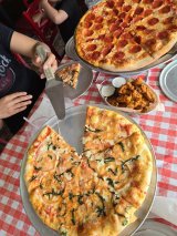 Santina's New York Pizzeria