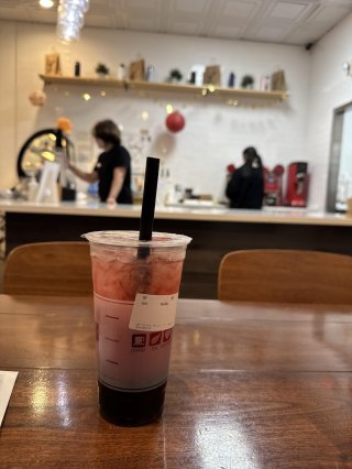 7 Leaves Cafe - Spring Mountain - Las Vegas, NV
