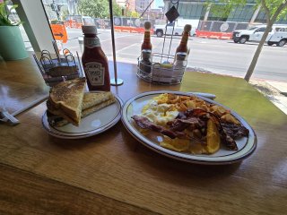 BabyStacks Cafe
