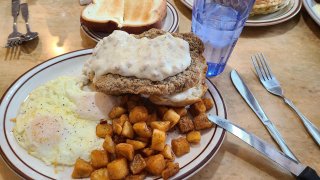 Blueberry Hill | Family Restaurant