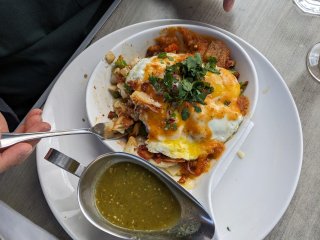 Broken Yolk Cafe