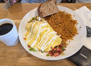 Broken Yolk Cafe