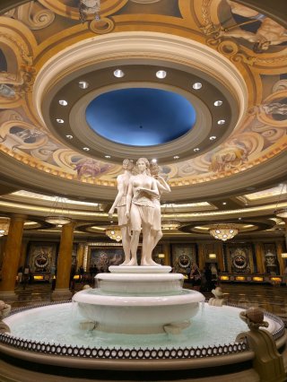 Cafe Americano at Caesars Palace