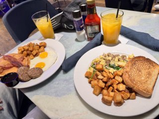 Café Hollywood at Planet Hollywood Resort & Casino