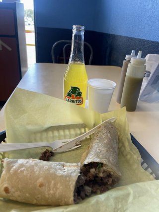 Chikiliquis Taco Stand