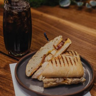 Daily Dose Cafe
