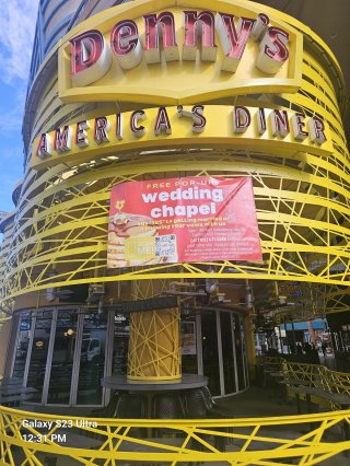 Denny's Restaurant
