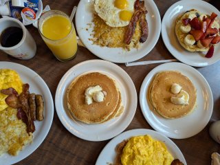 Denny's Restaurant