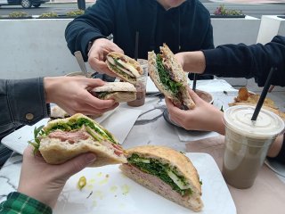 District Deli & Coffee