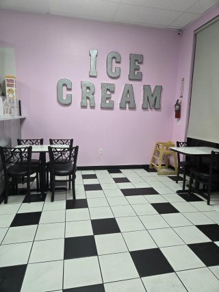 Dylan's Family Ice Cream