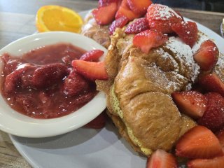 EGGscellent breakfast and Lunch