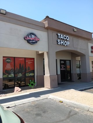 Famous Chicago Style Taco