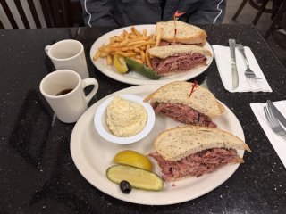Fisher’s Deli (formerly Weiss Deli)