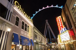 Ghirardelli Ice Cream & Chocolate Shop