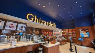 Ghirardelli Ice Cream & Chocolate Shop