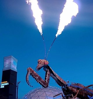 Giant Metal Mantis