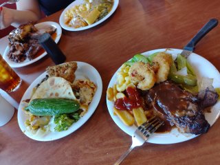 Golden Corral Buffet & Grill