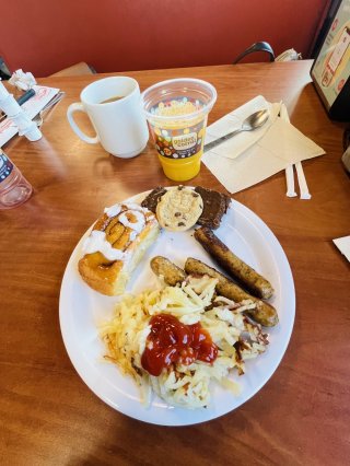 Golden Corral Buffet & Grill