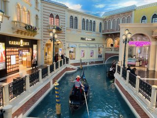 Gondola Rides