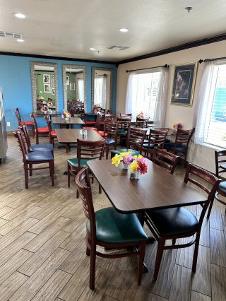 Govinda’s Vegan/Vegetarian Cafe