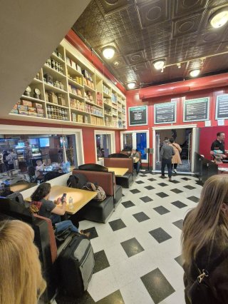 Greenberg's Deli