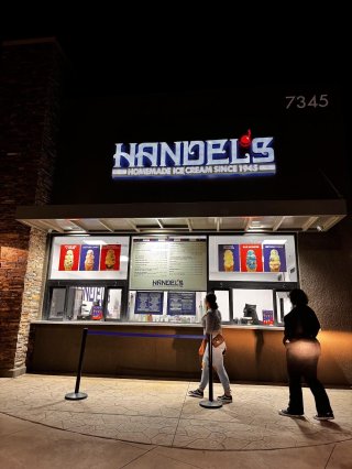 Handel's Homemade Ice Cream & Yogurt (Handels)