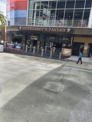 Hennessey's Tavern