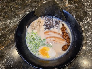 Hot Noods Noodle Bar