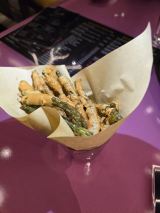 Hot Noods Noodle Bar