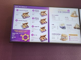 Insomnia Cookies