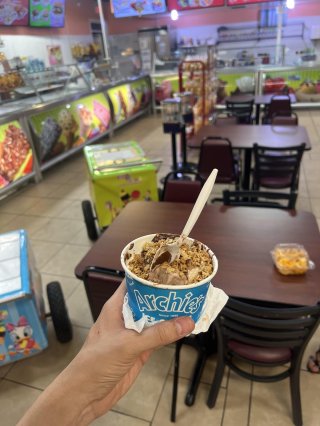 La Flor de Michoacan Ice Cream Shop