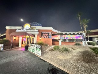 La Mojarra Loca Grill