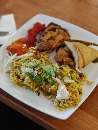 Lazeez Pakistani Indian Mediterranean Grill