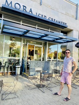 Mora Iced Creamery - Downtown Summerlin