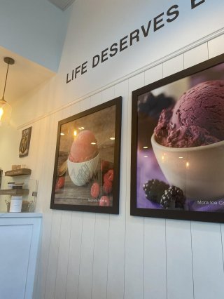 Mora Iced Creamery - Downtown Summerlin
