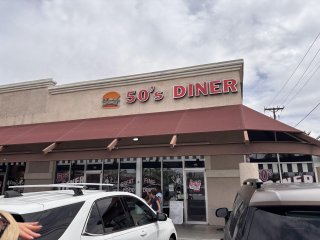 Omelet House 50’s Diner