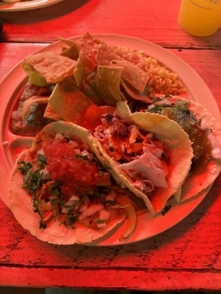 Pinches Tacos