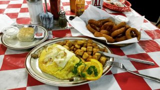 Polaris Street Cafe