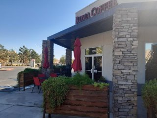 Roma Cafe: Authentic Italian Food & Coffee
