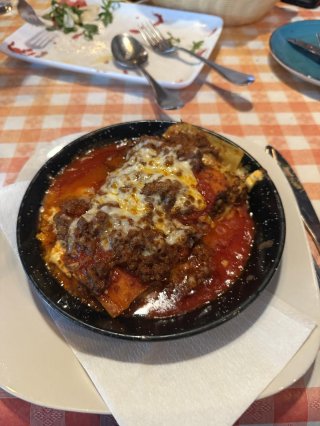 Roma Restaurant & Deli