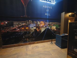 Skyfall Panoramic Bar & Lounge