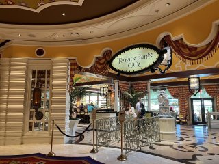 Terrace Pointe Café