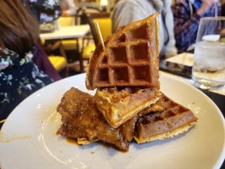 Terrace Pointe Café