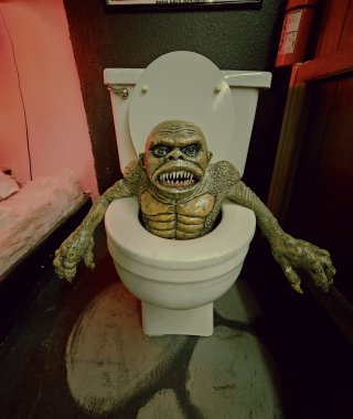 Tom Devlin's Monster Museum