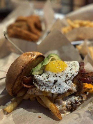 Victory Burger & Wings Co.