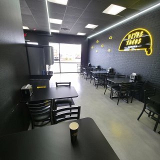 Vitos Tacos