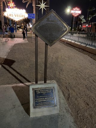 Welcome to Fabulous Las Vegas Sign