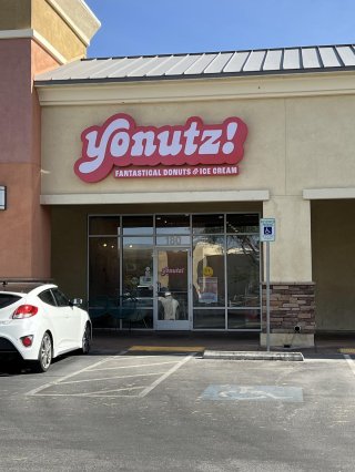 Yonutz Donuts and Ice Cream - Las Vegas