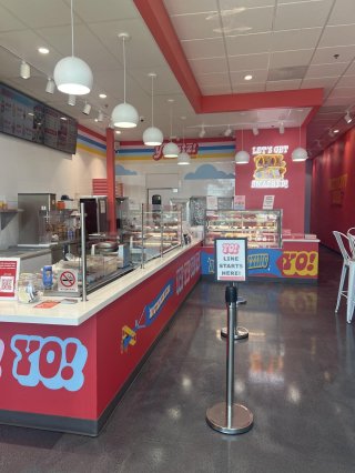 Yonutz Donuts and Ice Cream - Las Vegas
