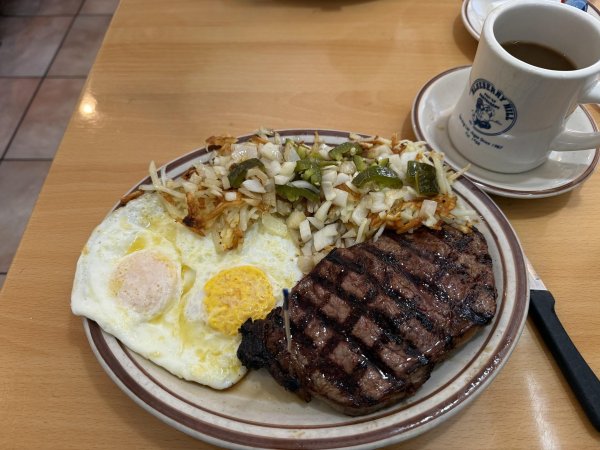 Blueberry Hill | Family Restaurant